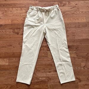 Lululemon size 14 Stretch high-rise pant, EUC, 31 inch inseam
